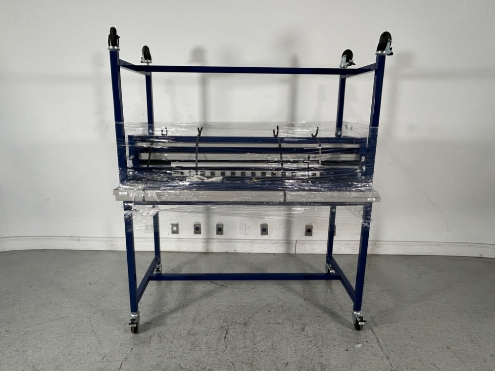 Image of Formaspace 5' Laboratory Tables - Quantity 2